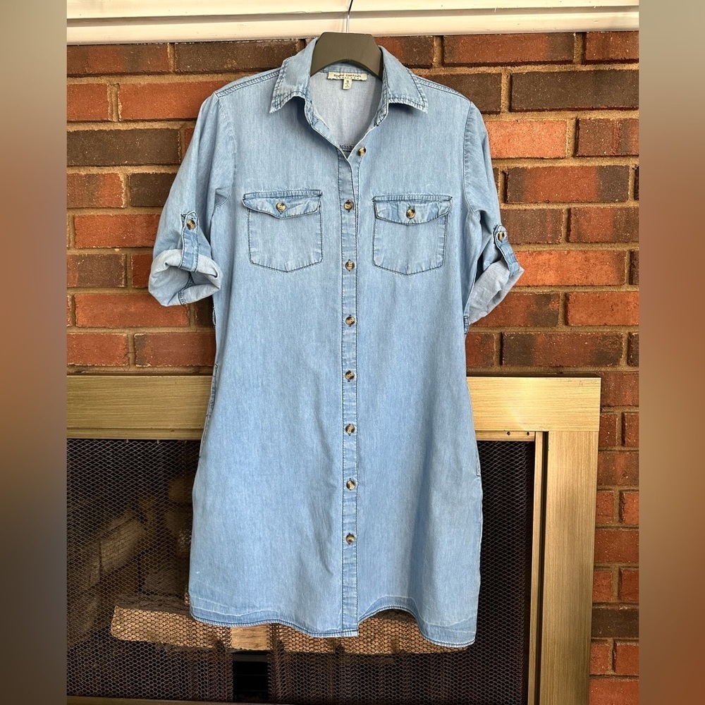 🛍️ s Speed control 3/4 rollup sleeves dress. Excellent condition.
